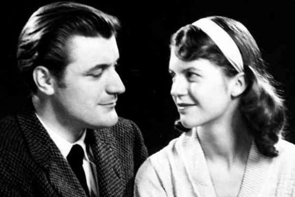 La escritora británica Sylvia Plath y su marido.