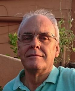 Luis María Cifuentes: "La educación ética es esencial en cualquier sociedad" Luis María Cifuentes es doctor en Filosofía. Ha publicado diversos libros como “Prolegómenos de Kant” (ed. Alhambra) y “¿Qué es el laicismo?” (ed. Laberinto) y ha sido coordinador y coautor de “Enseñar y aprender Filosofía en la Enseñanza Secundaria” (ed. Horsori) y “Didáctica de la Filosofía” (ed. Graó).