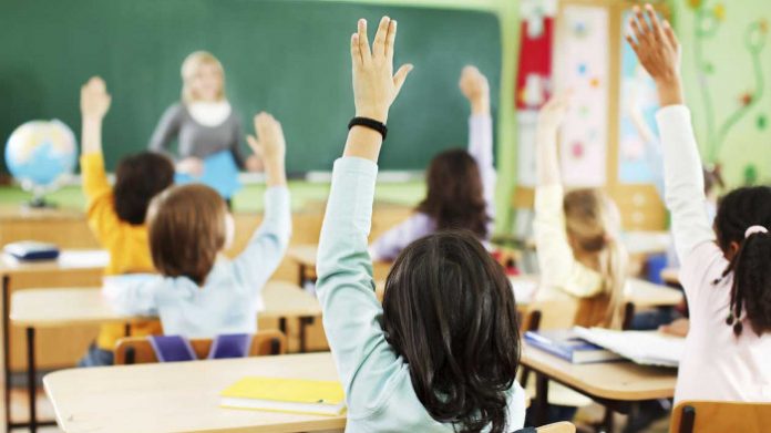 La_educacion_author:Yomisma10_ Creative Commons Attribution-Share Alike 4.0 International ¿Cuáles son los principales errores de nuestro modelo educativo?