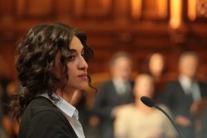 El arte de tener… una razón brillante La actriz Camélia Jordana explica sobre el personaje que encarna: “es una joven que ha entendido que el lenguaje es un arma, y que aprendiendo a utilizarlo podrá defenderse".