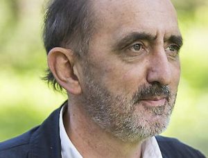 Daniel Innerarity: «La democracia no es inmutable» Daniel Innerarity, catedrático de filosofía política y social, investigador IKERBASQUE en la Universidad del País Vasco y director del Instituto de Gobernanza Democrática.