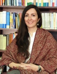 Fabiola Leyton: «Hay que resituar a los animales en la bioética» Fabiola Leyton.