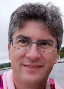La actualidad vista desde la filosofía y la crítica Abel Ros es el autor de Desde la crítica.
