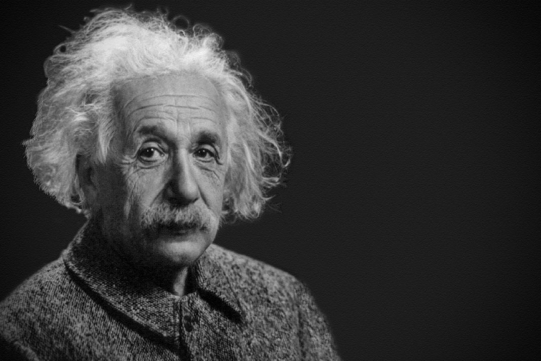Einstein. Imagen de Jackie Ramirez en Pixabay «Insistir demasiado en un sistema competitivo y especializarse prematuramente con la vista puesta en una utilidad inmediata supone la muerte del intelecto» dijo Albert Einstein.