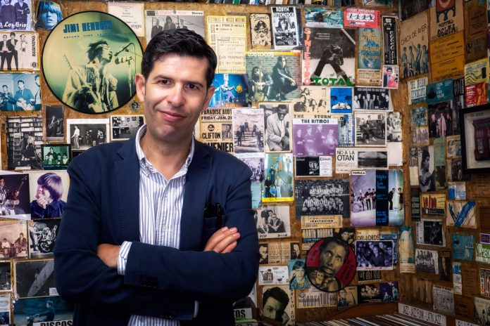 Eduardo Infante (Foto por cortesía del autor). «La autonomía personal es el camino hacia la libertad, que a su vez es el camino hacia la felicidad.»
