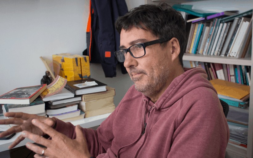 6 filósofas y filósofos hispanoamericanos con mucho que decir Mauricio Nieto, profesor del departamento de Historia de la facultad de Ciencias Sociales de la Universidad de Los Andes (Colombia). Foto: Marcela Becerra