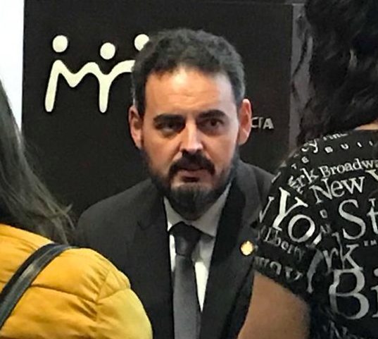 El pensamiento siempre es libre... incluso en prisión El profesor Barrientos-Rastrojo, responsable del proyecto BOECIO que quiere llevar la filosofía a las prisiones. En este artículo explica lo que él ha aprendido y lo que la filosofía puede aprender de esta experiencia.