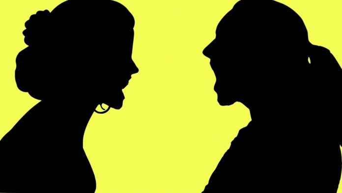 Fuera de sí mismas Las once autoras de «Fuera de sí mismas» se proponen desquiciar el orden establecido rompiendo con el lugar, el 'locus', que les ha sido asignado en la historia del pensamiento masculino occidental. Imagen hecha a partir de dos ilustraciones de Mohamed Hassan en Pixabay.