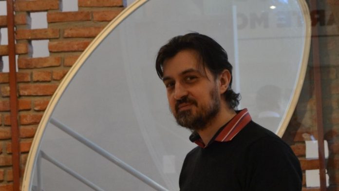 Alejandro Galliano Alejandro Galliano, historiador, docente en la Universidad de Buenos Aires y autor de «¿Por qué el capitalismo puede soñar y nosotros no?».