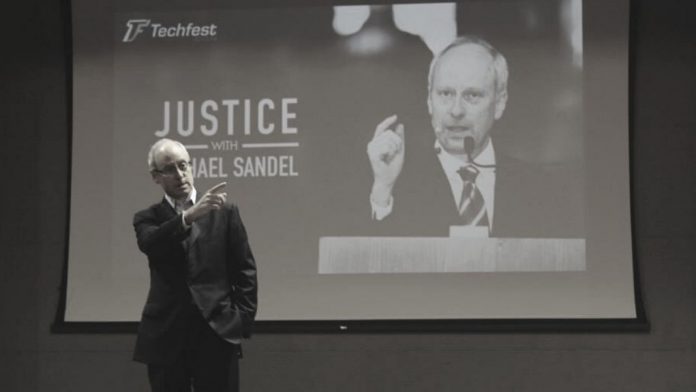 Michael Sandel El filósofo estadounidense Michael Sandel en el Techfest de 2014. En este artículo, Magdalena Reyes Puig nos habla de la meritocracia a través de su último libro, La tiranía del Mérito. Imagen con licencia Attribution-ShareAlike 3.0 Unported (CC BY-SA 3.0).