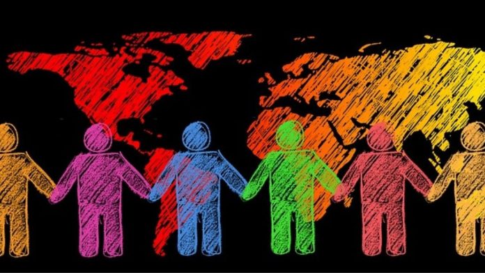 Aristóteles ¿antes amigo o ciudadano Aristóteles ve el estudio de la amistad como una cuestión importante por dos razones que presenta en su «Ética a Nicómaco»: porque se trata de una virtud y porque es muy necesaria para la vida. Imagen: fragmento de ilustración de Gerd Altmann en Pixabay.