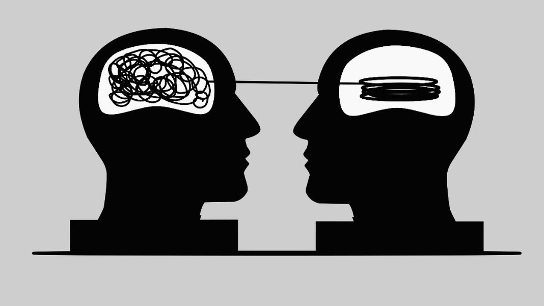 Psiquiatría humanista Para López Álvarez, es necesario exigir a la psiquiatría no solo atenerse a la farmacología, sino que atienda también a los aspectos psicosociales: las redes familiares, el contexto social y económico, las circunstancias y todo lo que hace de cada individuo un hombre o una mujer integral, no un individuo de una sola cara. Ilustración original a color de mohamed_hassan distribuida por pixabay.